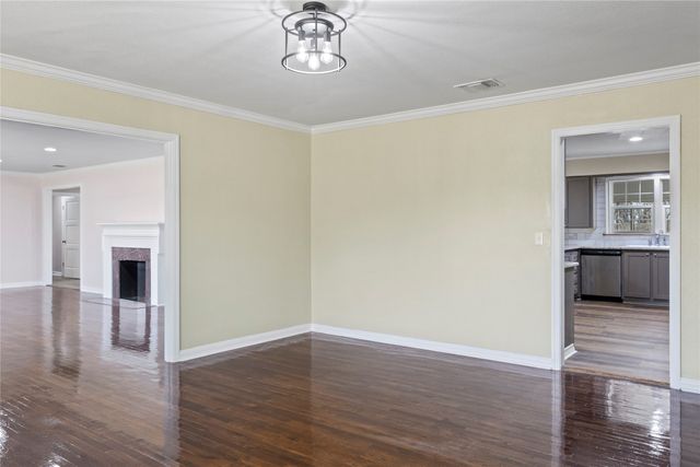 306 Quitman Street, Pittsburg, TX 75686