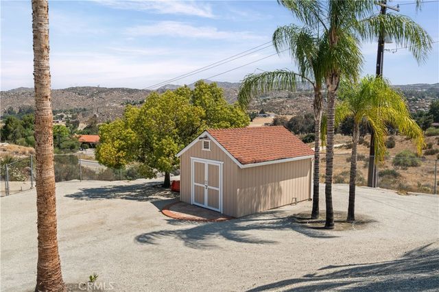 22635 Juniper Flats, Nuevo, CA 92567