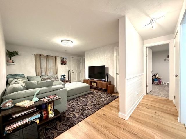 47 Starr Rd, Bridgewater, MA 02324