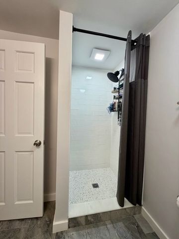 47 Starr Rd, Bridgewater, MA 02324