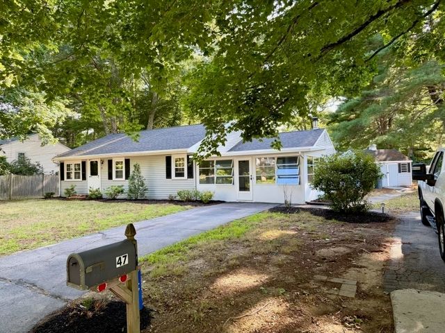 47 Starr Rd, Bridgewater, MA 02324