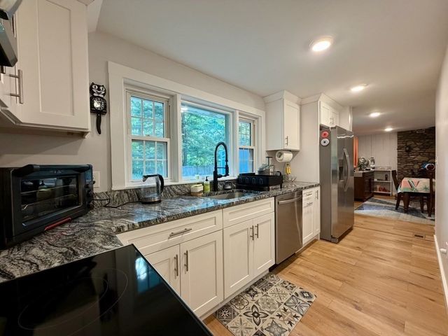 47 Starr Rd, Bridgewater, MA 02324