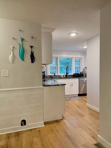 47 Starr Rd, Bridgewater, MA 02324