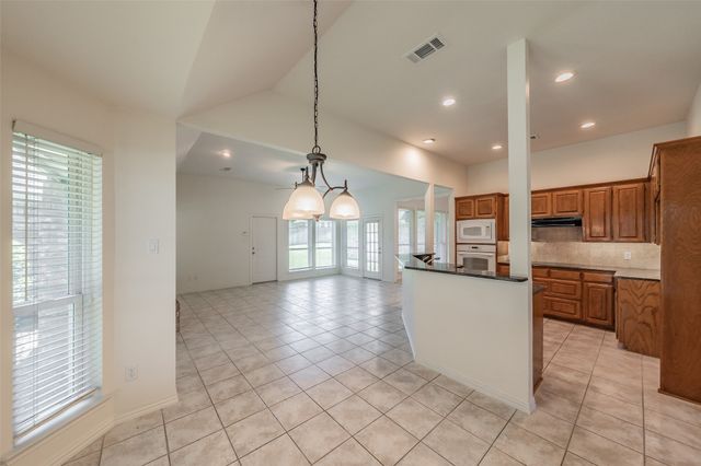 1057 Oak Valley Court, Keller, TX 76248