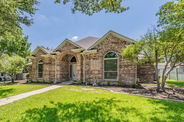 1057 Oak Valley Court, Keller, TX 76248