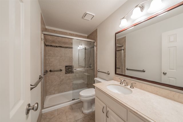 1057 Oak Valley Court, Keller, TX 76248