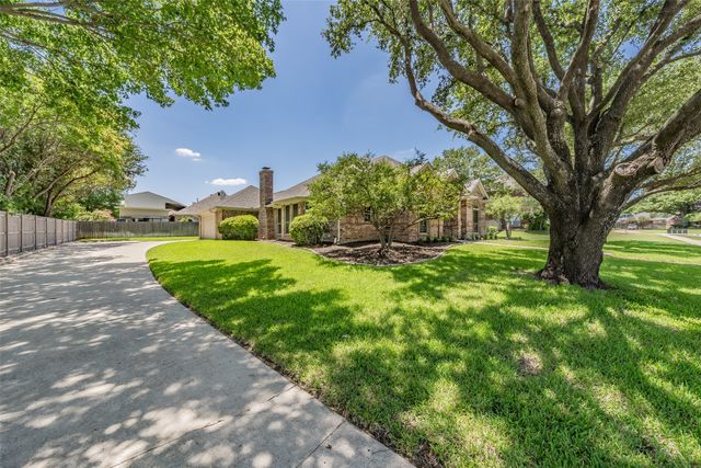 1057 Oak Valley Court, Keller, TX 76248