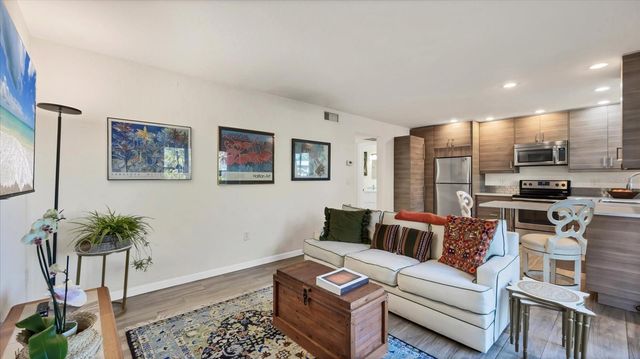 2304 RINGLING BOULEVARD 113, Sarasota, FL 34237