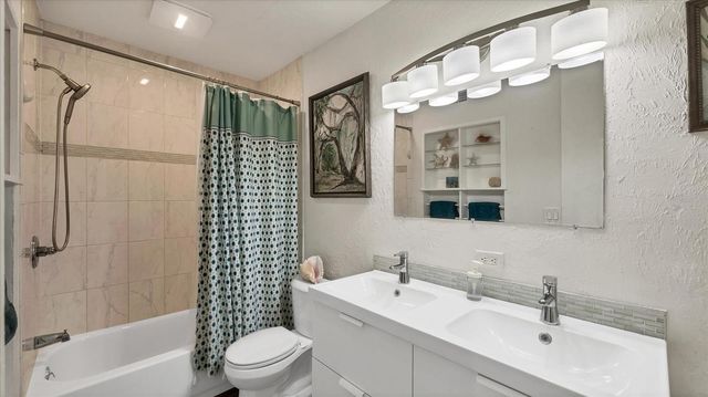 2304 RINGLING BOULEVARD 113, Sarasota, FL 34237