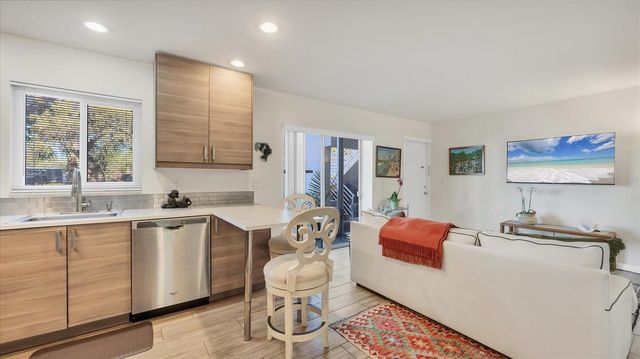 2304 RINGLING BOULEVARD 113, Sarasota, FL 34237