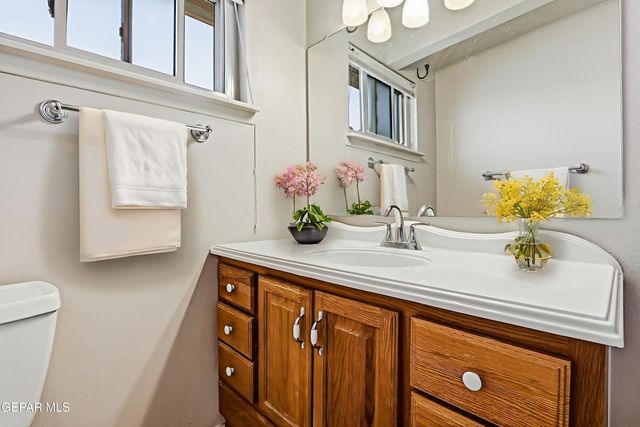 4621 FAIRBANKS Drive, El Paso, TX 79924