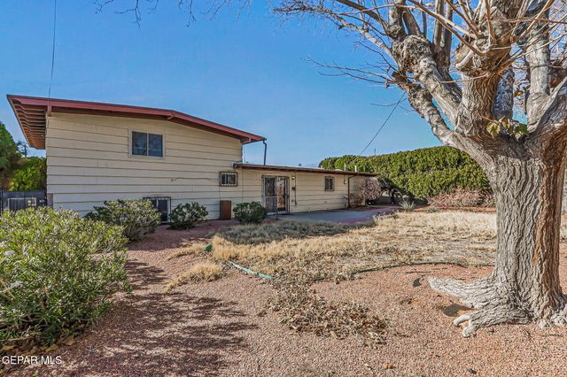 4621 FAIRBANKS Drive, El Paso, TX 79924