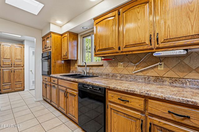 4621 FAIRBANKS Drive, El Paso, TX 79924