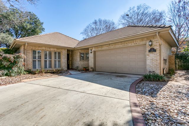 27 Cheshire, San Antonio, TX 78218