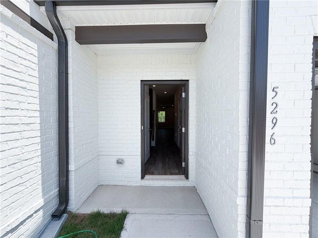 5296 Magnolia Grove Way, Gainesville, GA 30504