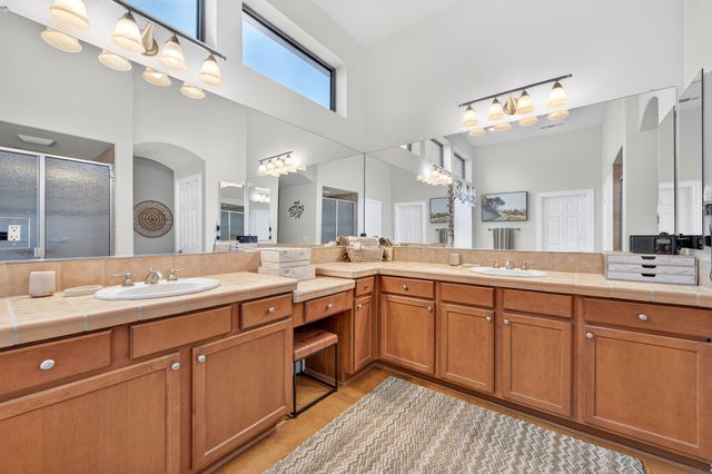9941 Grandview Drive, Denton, TX 76207