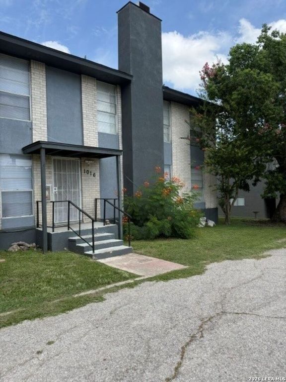 1016 Mission Dr, Unit A, New Braunfels, TX 78130