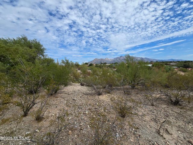 1601 W Sunset Road, Tucson, AZ 85704