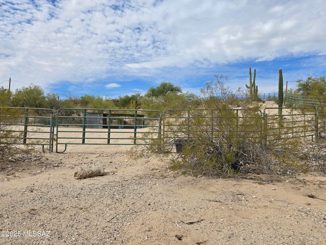 1601 W Sunset Road, Tucson, AZ 85704