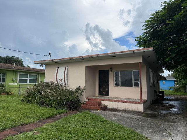 1628 NW 154TH Street, Miami Gardens, FL 33054