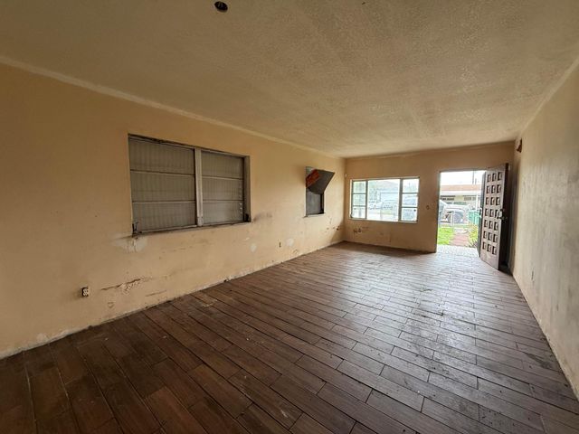 1628 NW 154TH Street, Miami Gardens, FL 33054