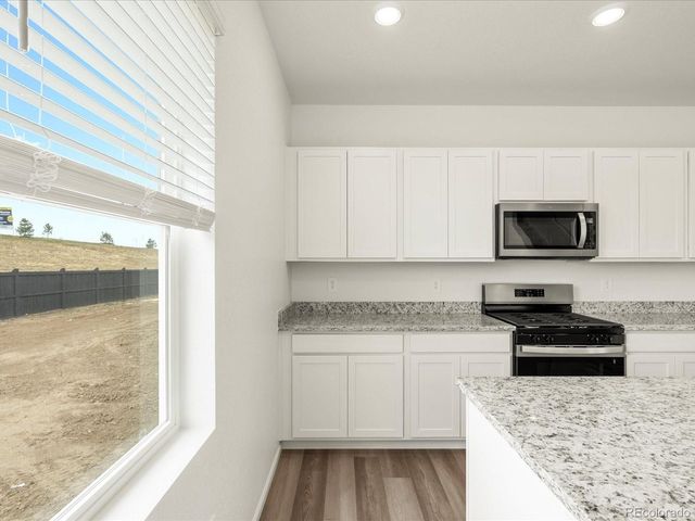 7320 27TH St, Greeley, CO 80634