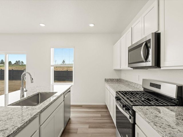 7320 27TH St, Greeley, CO 80634