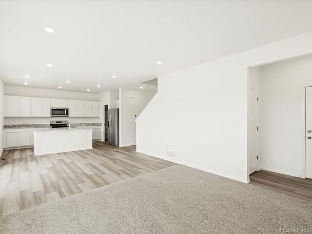 7320 27TH St, Greeley, CO 80634