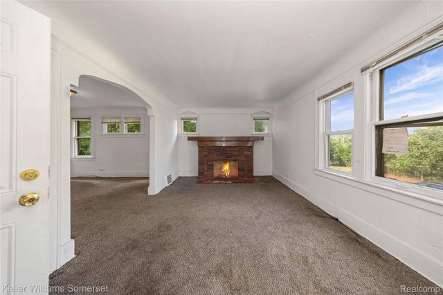 9225 Birwood Street, Detroit, MI 48204