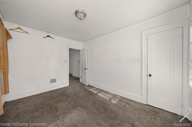 9225 Birwood Street, Detroit, MI 48204