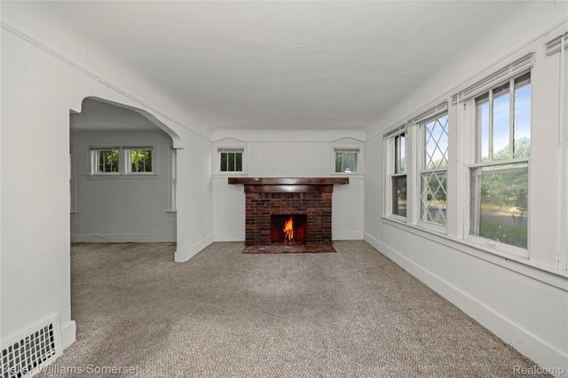 9225 Birwood Street, Detroit, MI 48204