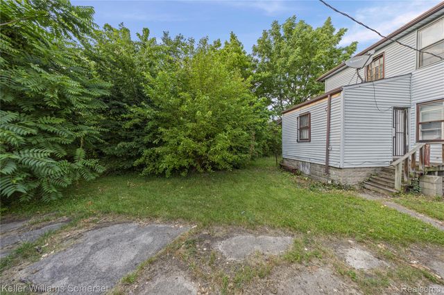 9225 Birwood Street, Detroit, MI 48204