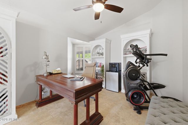 652 W NIDO Avenue, Mesa, AZ 85210