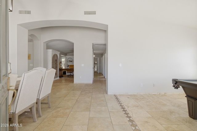 652 W NIDO Avenue, Mesa, AZ 85210