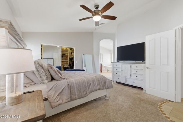 652 W NIDO Avenue, Mesa, AZ 85210