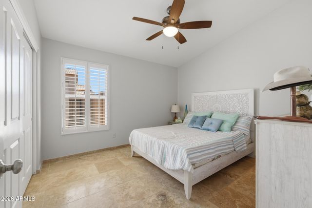 652 W NIDO Avenue, Mesa, AZ 85210