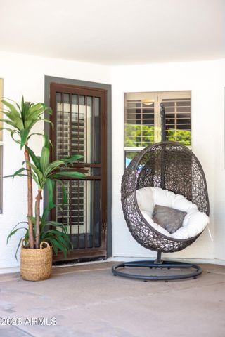 652 W NIDO Avenue, Mesa, AZ 85210