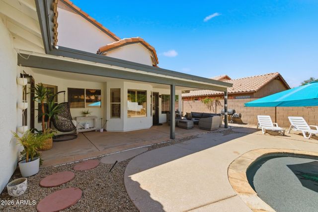 652 W NIDO Avenue, Mesa, AZ 85210