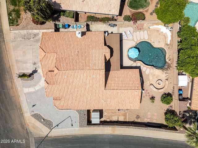 652 W NIDO Avenue, Mesa, AZ 85210