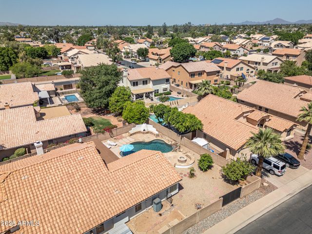 652 W NIDO Avenue, Mesa, AZ 85210