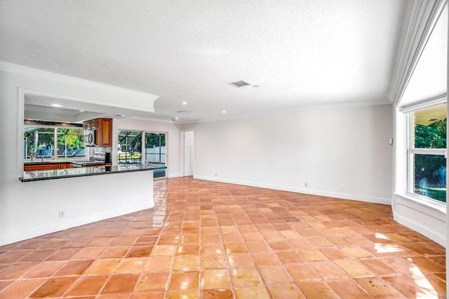 5550 NE 26th Avenue, Fort Lauderdale, FL 33308