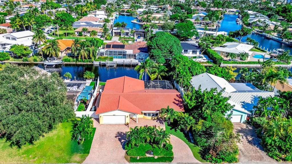 5550 NE 26th Avenue, Fort Lauderdale, FL 33308