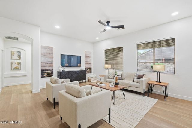 26237 N 74TH Lane, Peoria, AZ 85383