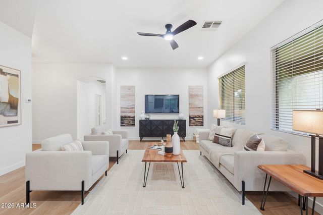 26237 N 74TH Lane, Peoria, AZ 85383