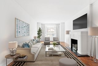 25 CENTRAL Park W 9ST, New York City, NY 10023