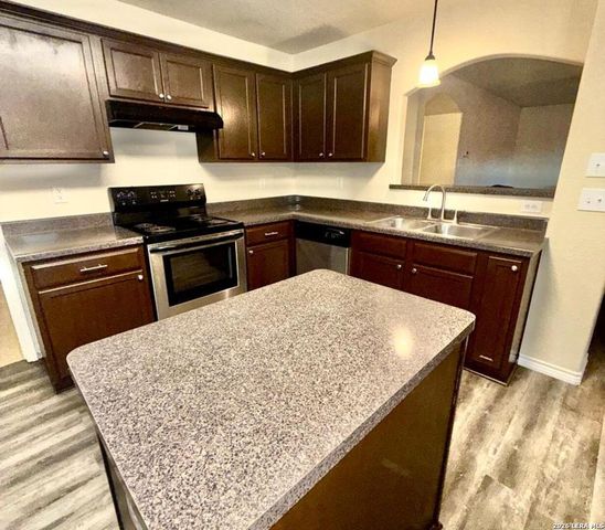 8810 Canvas Back, San Antonio, TX 78245