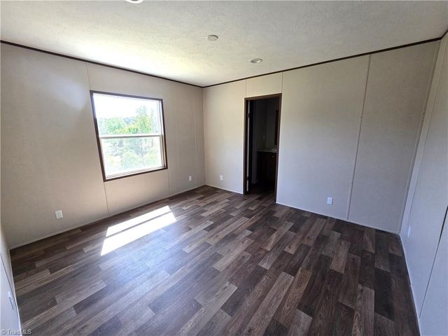 2195 Lynchburg Road, Westfield, NC 27053