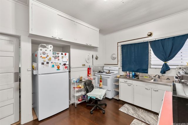 1544 Keeaumoku Street, Honolulu, HI 96822