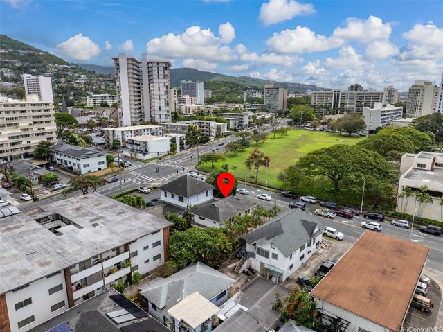1544 Keeaumoku Street, Honolulu, HI 96822