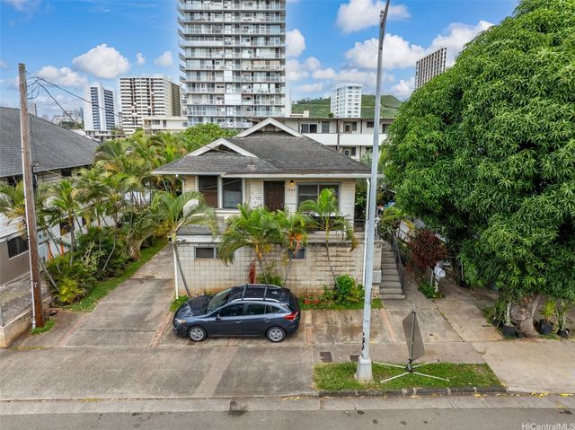 1544 Keeaumoku Street, Honolulu, HI 96822